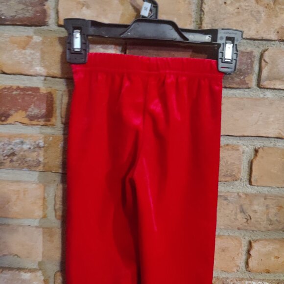 Infant Reindeer Holiday 2 Piece Outfit with Matching Hat. - Picture 3 of 5